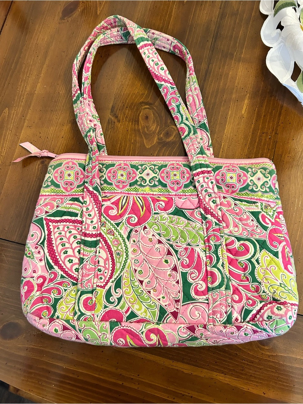 VERA BRADLEY PINWHEEL PINK QUILTED TOTE NWOT - Picture 3 of 3